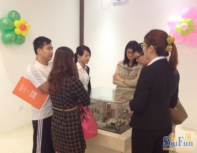 骏景湾品峰5月1日开放销售，家年华活动好评如潮